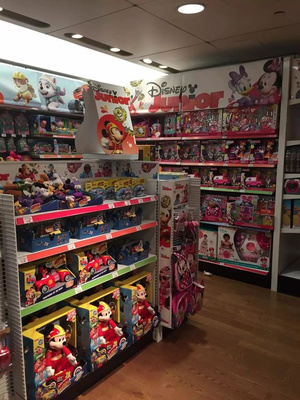 電商浪潮下的玩具王國(guó)坍塌 一家標(biāo)志性玩具店的消失啟示錄